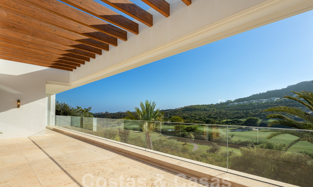 Villa design ultra-luxueuse à vendre dans une station de golf supérieure sur la Costa del Sol 60180