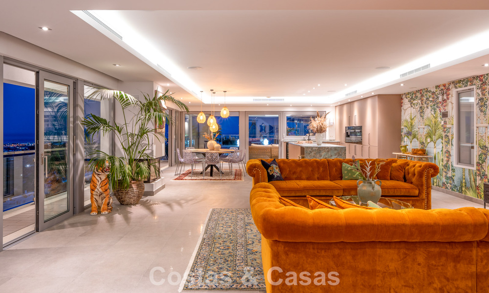 Villa de luxe sophistiquée à vendre dans un complexe de golf exclusif avec vue panoramique à La Quinta, Marbella - Benahavis 60410