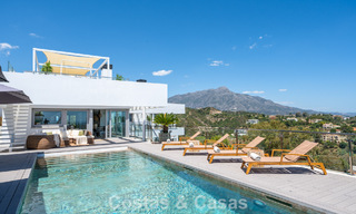 Villa de luxe sophistiquée à vendre dans un complexe de golf exclusif avec vue panoramique à La Quinta, Marbella - Benahavis 60416 