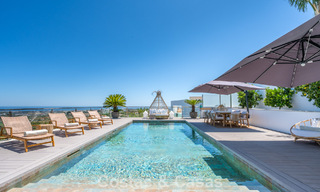 Villa de luxe sophistiquée à vendre dans un complexe de golf exclusif avec vue panoramique à La Quinta, Marbella - Benahavis 60417 