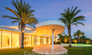 Villa design extravagante à vendre, dans une station de golf exceptionnelle sur la Costa del Sol 60195 