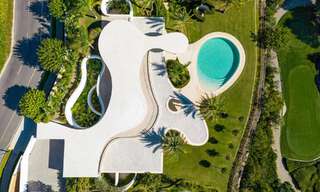 Villa design extravagante à vendre, dans une station de golf exceptionnelle sur la Costa del Sol 60196 