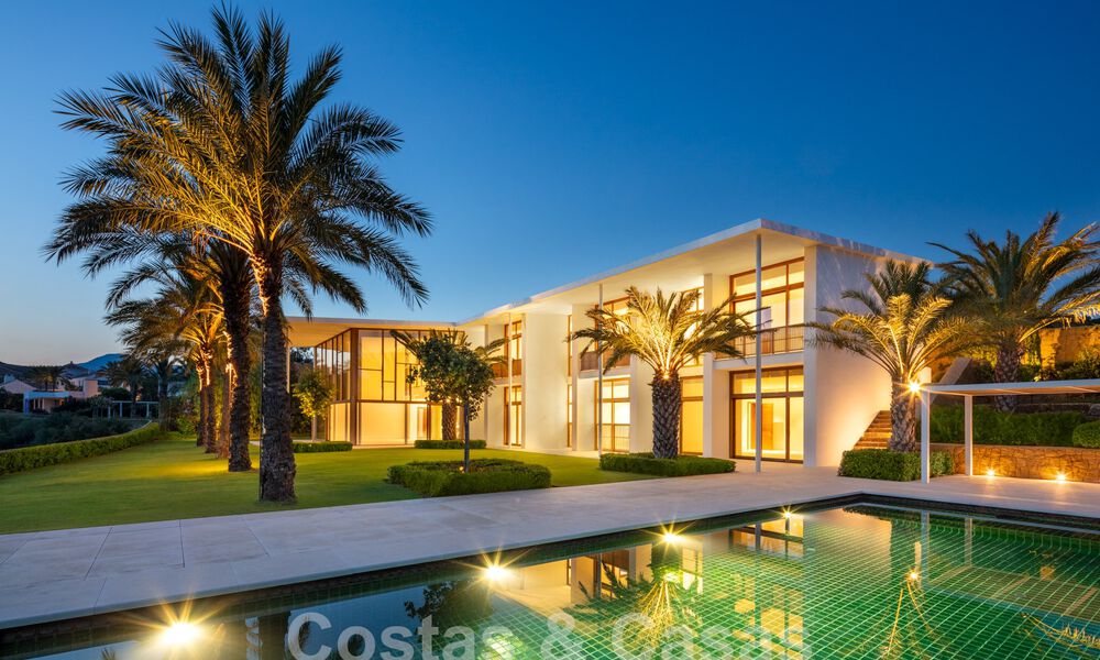 Nouvelle villa de luxe en première ligne d'un terrain de golf de première classe sur la Costa del Sol 60218