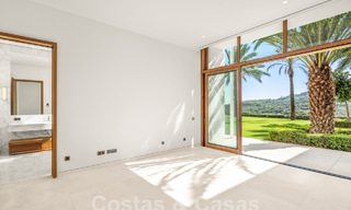 Nouvelle villa de luxe en première ligne d'un terrain de golf de première classe sur la Costa del Sol 60220 