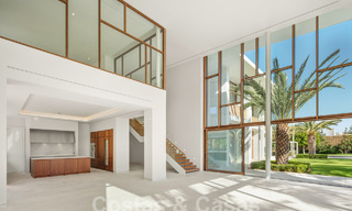 Nouvelle villa de luxe en première ligne d'un terrain de golf de première classe sur la Costa del Sol 60230 