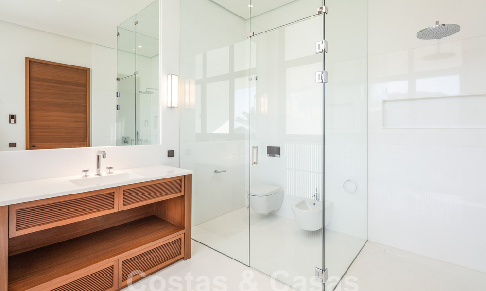 Nouvelle villa de luxe en première ligne d'un terrain de golf de première classe sur la Costa del Sol 60235