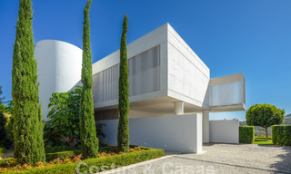 Majestueuse villa design à vendre sur un terrain de golf 5 étoiles sur la Costa del Sol 60265 