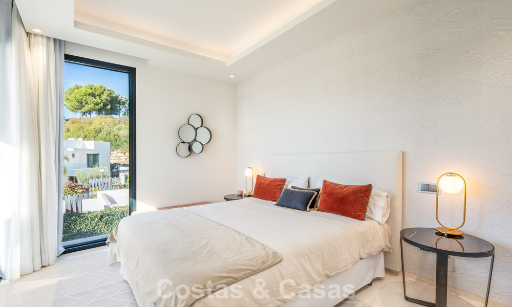 Villa de luxe sophistiquée au design moderne à vendre dans une communauté protégée de la vallée du golf de Nueva Andalucia à Marbella 60364