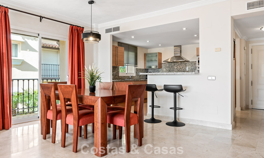 Spacieux appartement à vendre avec vue sur la mer dans un complexe de golf de première ligne sur le nouveau Golden Mile, Marbella - Estepona 60377