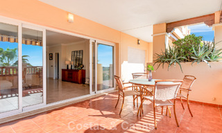 Spacieux appartement à vendre avec vue sur la mer dans un complexe de golf de première ligne sur le nouveau Golden Mile, Marbella - Estepona 60381 