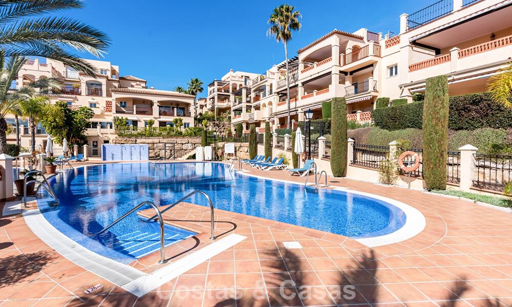 Spacieux appartement à vendre avec vue sur la mer dans un complexe de golf de première ligne sur le nouveau Golden Mile, Marbella - Estepona 60385