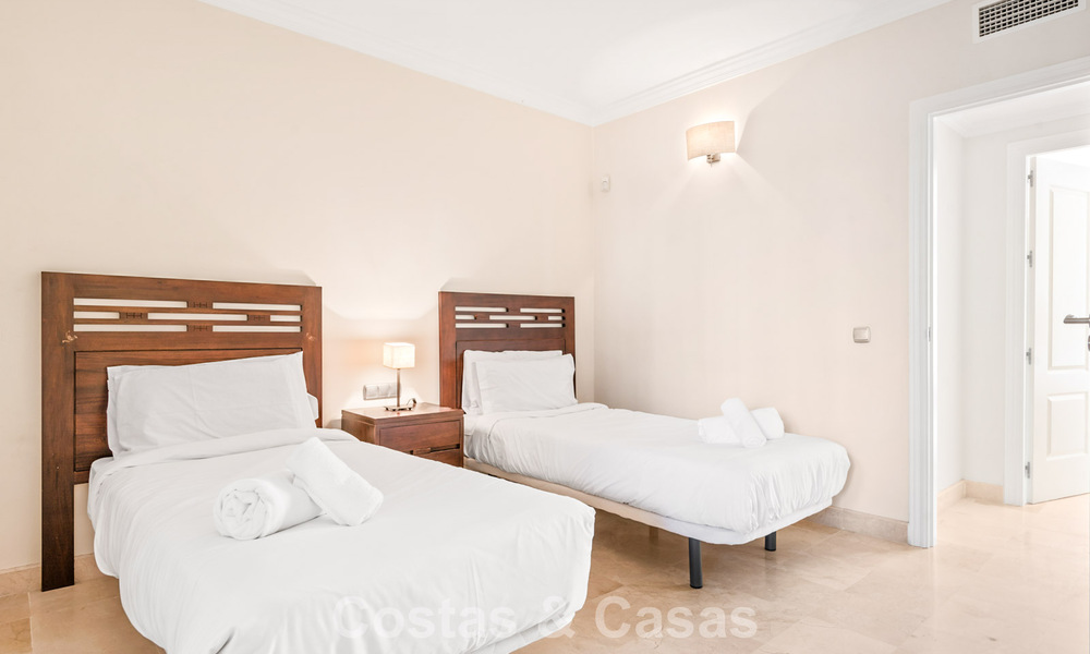 Spacieux appartement à vendre avec vue sur la mer dans un complexe de golf de première ligne sur le nouveau Golden Mile, Marbella - Estepona 60394