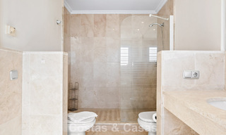 Spacieux appartement à vendre avec vue sur la mer dans un complexe de golf de première ligne sur le nouveau Golden Mile, Marbella - Estepona 60400 