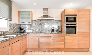 Spacieux appartement à vendre avec vue sur la mer dans un complexe de golf de première ligne sur le nouveau Golden Mile, Marbella - Estepona 60403 