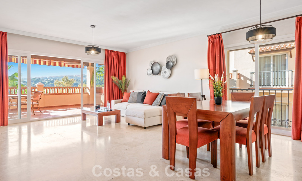 Spacieux appartement à vendre avec vue sur la mer dans un complexe de golf de première ligne sur le nouveau Golden Mile, Marbella - Estepona 60407