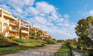 Spacieux appartement à vendre avec vue sur la mer dans un complexe de golf de première ligne sur le nouveau Golden Mile, Marbella - Estepona 60421 