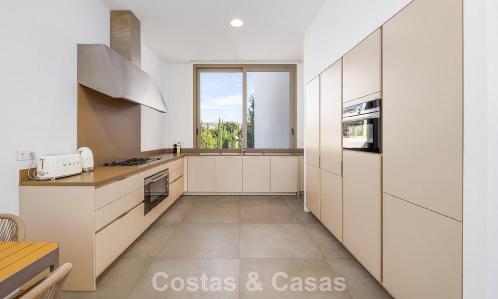 Villa contemporaine de luxe à vendre, en première ligne d'un golf 5 étoiles à Marbella - Benahavis 60461