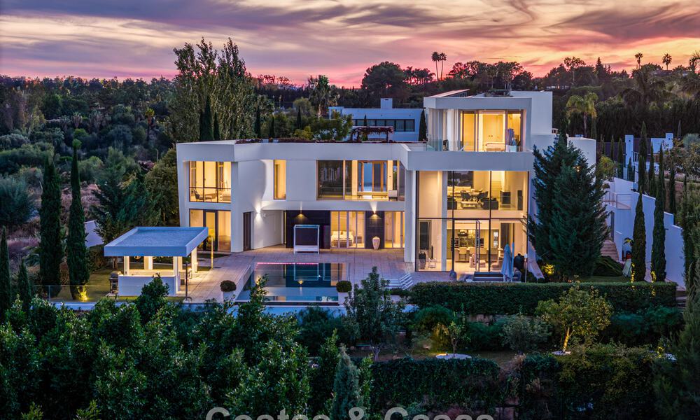 Villa contemporaine de luxe à vendre, en première ligne d'un golf 5 étoiles à Marbella - Benahavis 60464