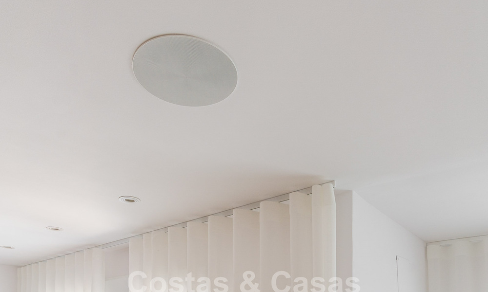 Penthouse contemporain rénové à vendre avec terrasse spacieuse et vue sur la mer dans le complexe de golf La Quinta, Benahavis - Marbella 60612