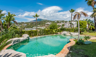 Villa de luxe de style andalou à vendre dans les collines de La Quinta, Benahavis - Marbella 60632 