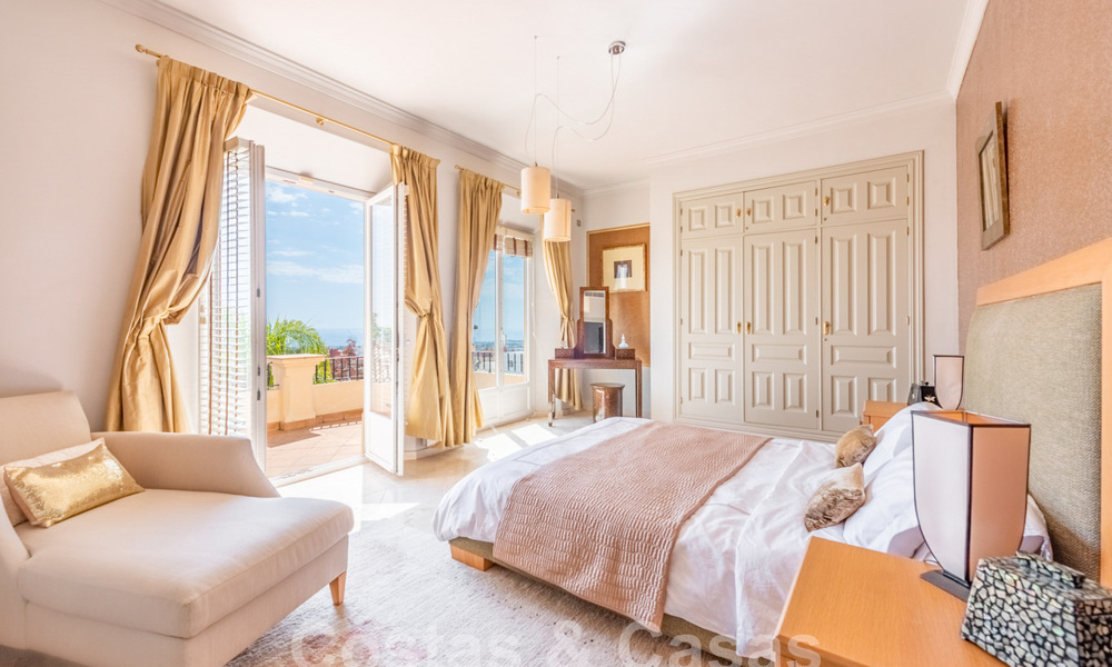 Villa de luxe de style andalou à vendre dans les collines de La Quinta, Benahavis - Marbella 60647
