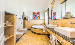 Villa de luxe de style andalou à vendre dans les collines de La Quinta, Benahavis - Marbella 60651 