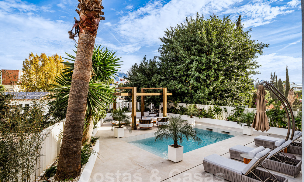Villa méditerranéenne moderne avec un design intérieur prestigieux à vendre à proximité de Puerto Banus, Marbella 60726