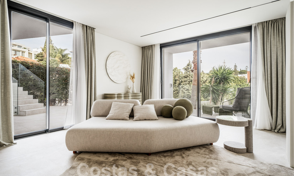 Villa méditerranéenne moderne avec un design intérieur prestigieux à vendre à proximité de Puerto Banus, Marbella 60730