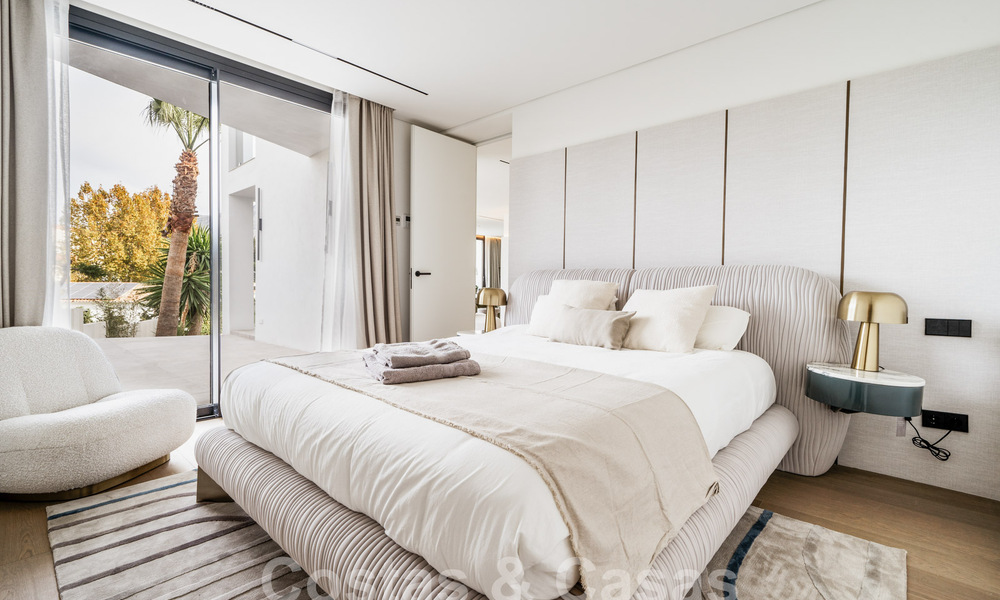 Villa méditerranéenne moderne avec un design intérieur prestigieux à vendre à proximité de Puerto Banus, Marbella 60731