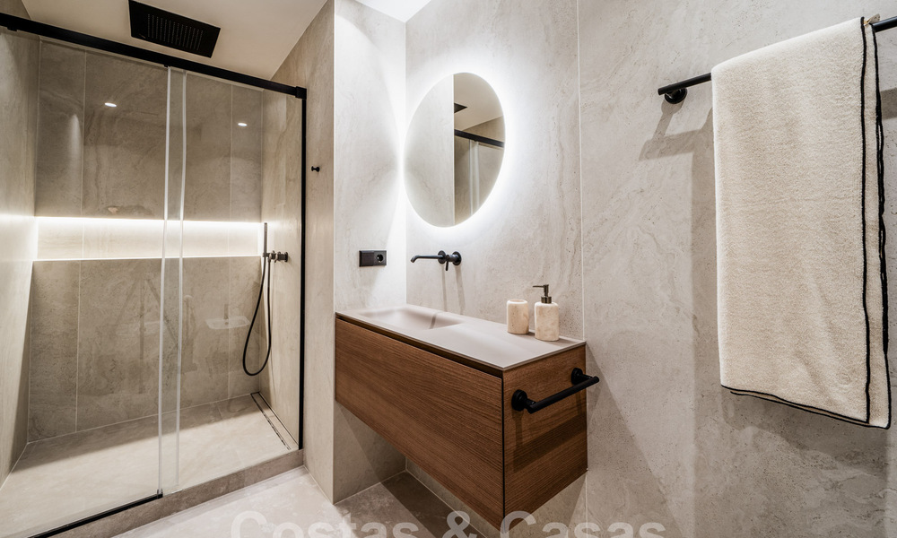 Villa méditerranéenne moderne avec un design intérieur prestigieux à vendre à proximité de Puerto Banus, Marbella 60732