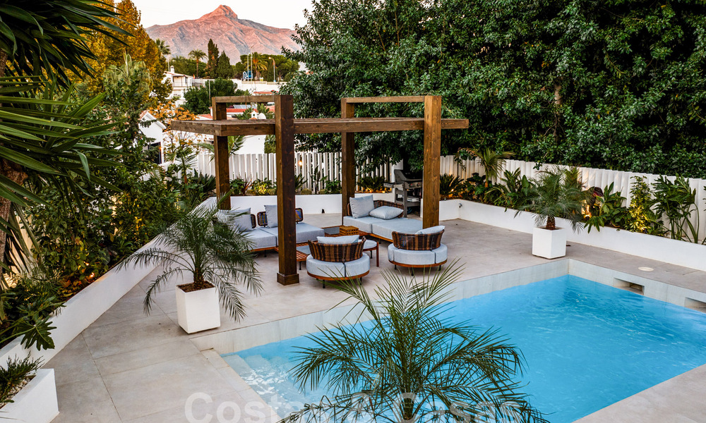 Villa méditerranéenne moderne avec un design intérieur prestigieux à vendre à proximité de Puerto Banus, Marbella 60740