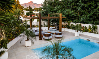 Villa méditerranéenne moderne avec un design intérieur prestigieux à vendre à proximité de Puerto Banus, Marbella 60740 