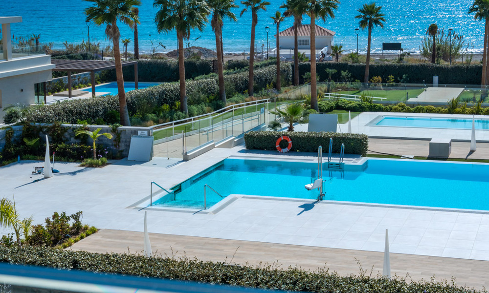 Appartement de luxe moderne à vendre avec vue sur la mer dans un complexe exclusif sur le nouveau Golden Mile, Marbella - Estepona 60744