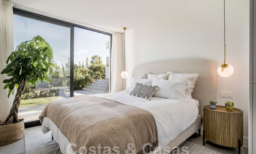 Villa de luxe au design moderne et méditerranéen avec vue sur la mer à Nueva Andalucia, Marbella 60980
