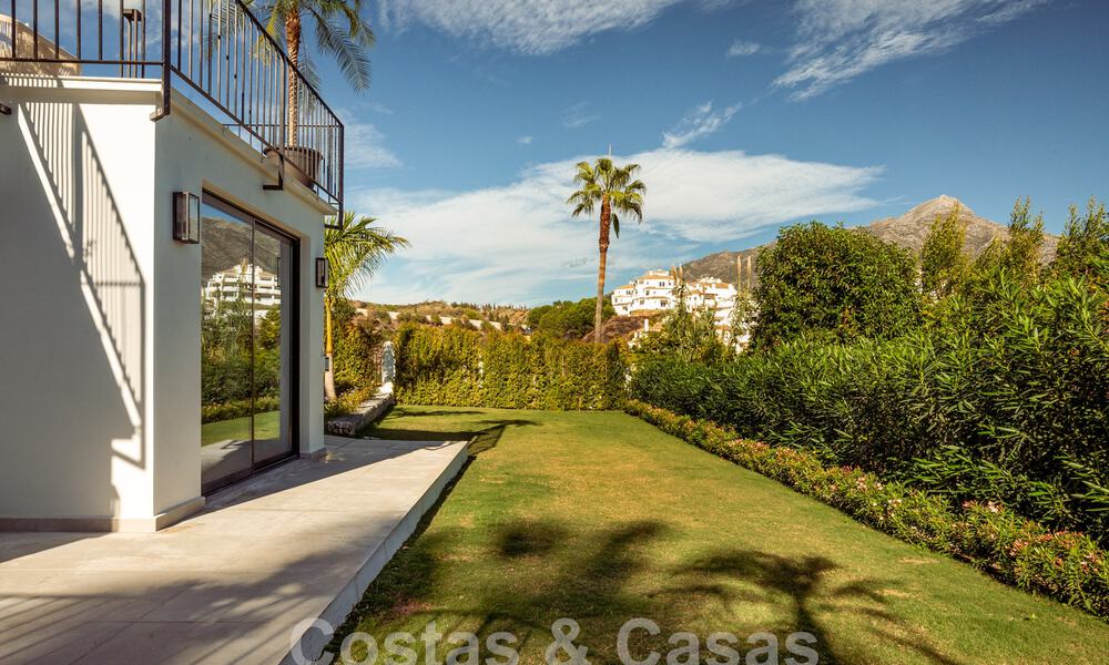 Villa de luxe au design moderne et méditerranéen avec vue sur la mer à Nueva Andalucia, Marbella 60984
