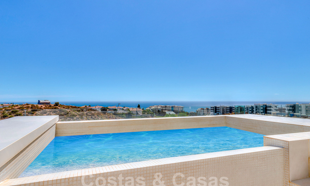 Penthouse moderne avec vue sur la mer et piscine privée à vendre dans un complexe innovant à Benalmadena, Costa del Sol 60918