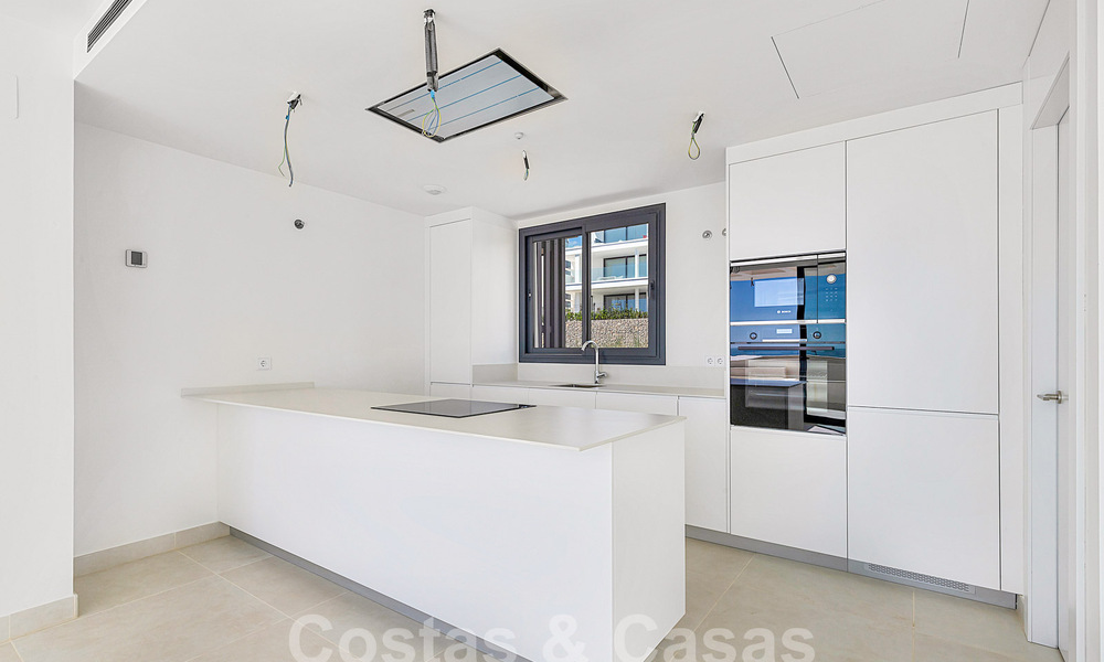 Penthouse moderne avec vue sur la mer et piscine privée à vendre dans un complexe innovant à Benalmadena, Costa del Sol 60927