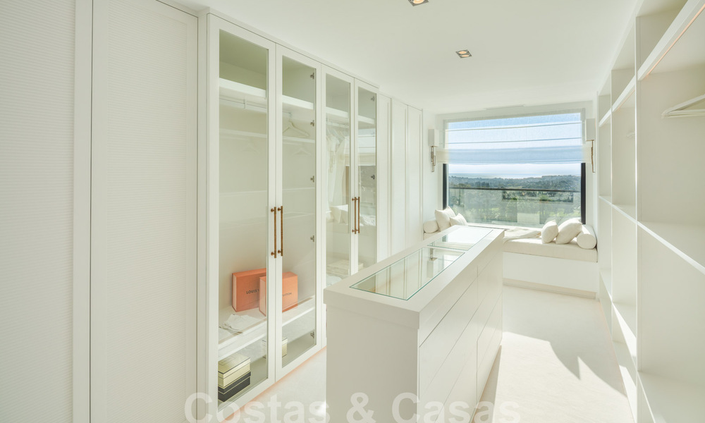 Spectaculaire villa de luxe à vendre avec vue sur la mer dans la vallée du golf de Nueva Andalucia, Marbella 61071