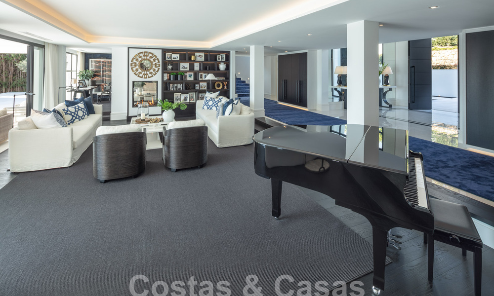 Spectaculaire villa de luxe à vendre avec vue sur la mer dans la vallée du golf de Nueva Andalucia, Marbella 61094