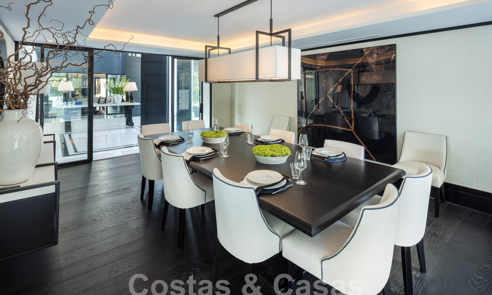 Spectaculaire villa de luxe à vendre avec vue sur la mer dans la vallée du golf de Nueva Andalucia, Marbella 61095