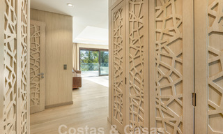 Villa contemporaine de luxe à vendre, emplacement unique en première ligne de golf á Nueva Andalucia, Marbella 61124 