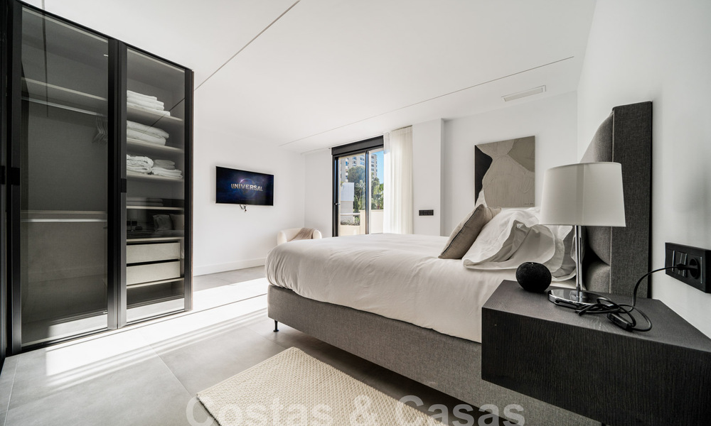 Appartement moderne rénové à vendre dans un complexe fermé à Nueva Andalucia, Marbella 61184