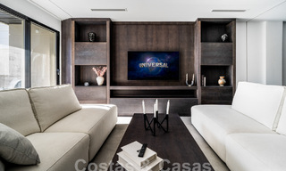 Appartement moderne rénové à vendre dans un complexe fermé à Nueva Andalucia, Marbella 61188 