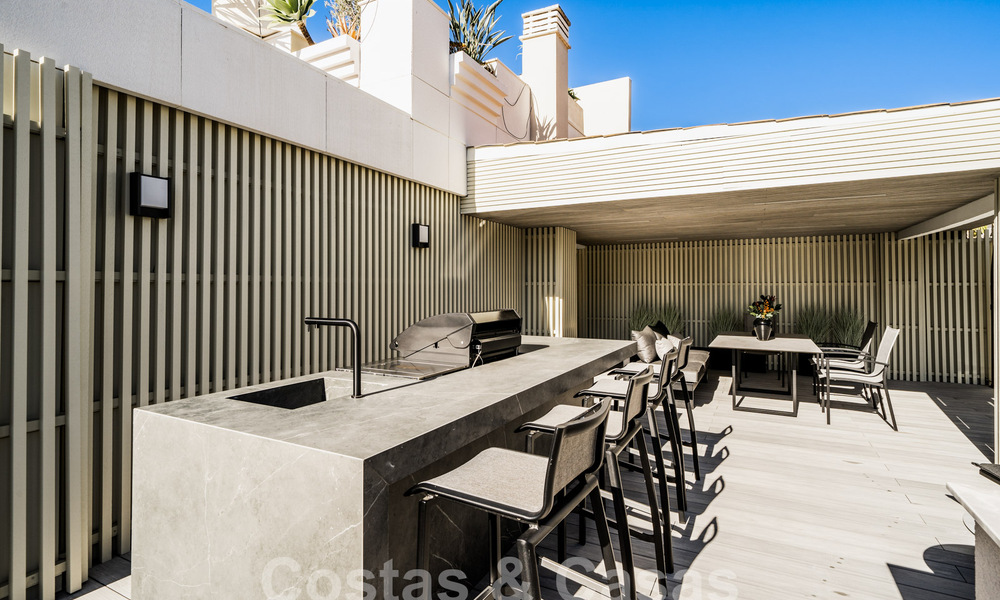 Appartement moderne rénové à vendre dans un complexe fermé à Nueva Andalucia, Marbella 61191