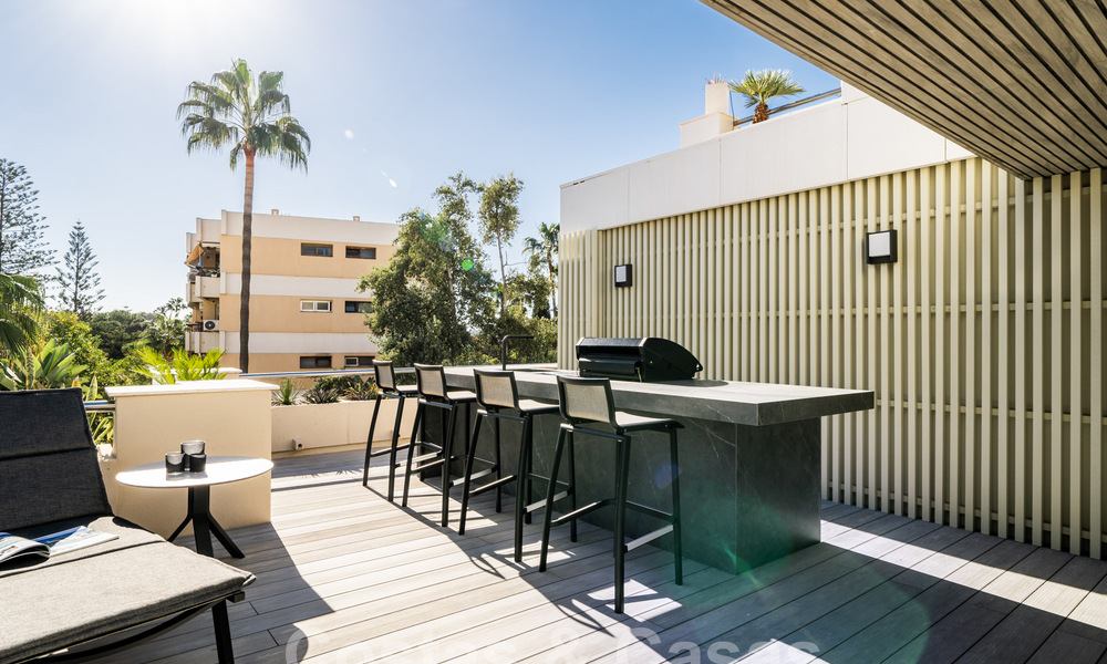 Appartement moderne rénové à vendre dans un complexe fermé à Nueva Andalucia, Marbella 61194