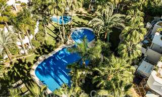 Appartement moderne rénové à vendre dans un complexe fermé à Nueva Andalucia, Marbella 61198 