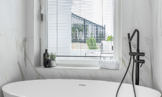 Maison de ville luxueusement rénovée à vendre dans un quartier résidentiel privilégié du Golden Mile de Marbella 61599 