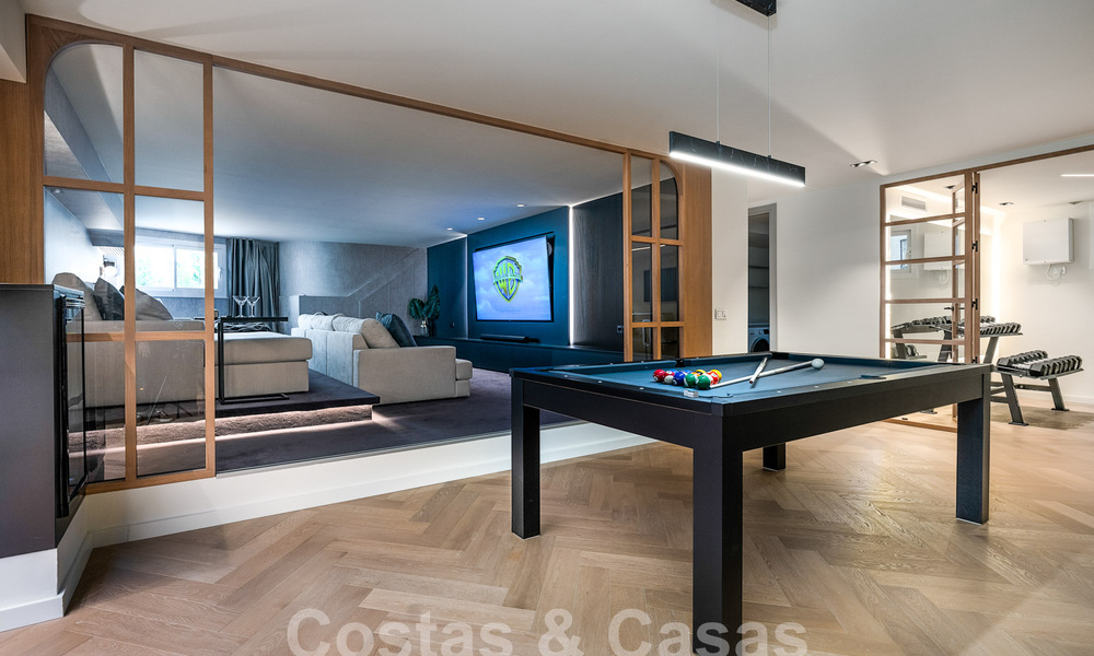 Maison de ville luxueusement rénovée à vendre dans un quartier résidentiel privilégié du Golden Mile de Marbella 61601