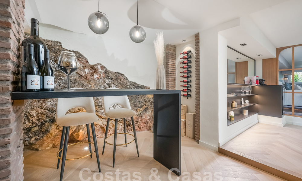 Maison de ville luxueusement rénovée à vendre dans un quartier résidentiel privilégié du Golden Mile de Marbella 61622