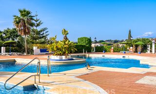 Maison de ville luxueusement rénovée à vendre dans un quartier résidentiel privilégié du Golden Mile de Marbella 61628 